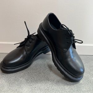 1461 Mono Black Dr.Marten Oxford